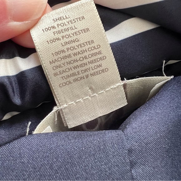 LOFT Puffer Vest Navy Blue White Stripe Nautical Preppy Neutral Coastal Small - Picture 6 of 7